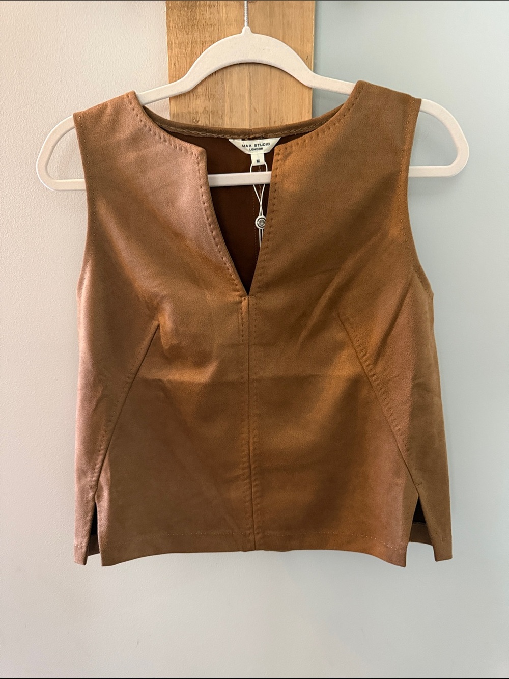 Max Studio Vivuna (golden brown) Faux-Suede Sleeveless Top, M, NWTs